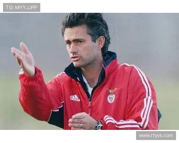 穆里尼奥自信发声称四夺英超前他仍是切尔西历史最传奇主帅